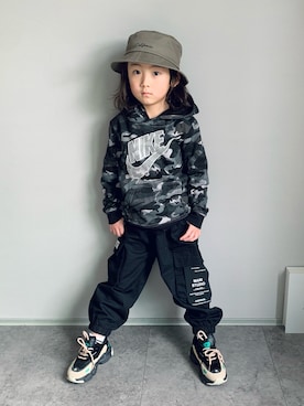 「NIKE(ナイキ)のアイテム(パーカー)」を使った、oh-chanさん(キッズ・110cm)の春コーディネート