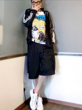 「Y-3(ワイスリー)のアイテム(スニーカー)」を使った、P3さん(メンズ・178cm)の夏コーディネート