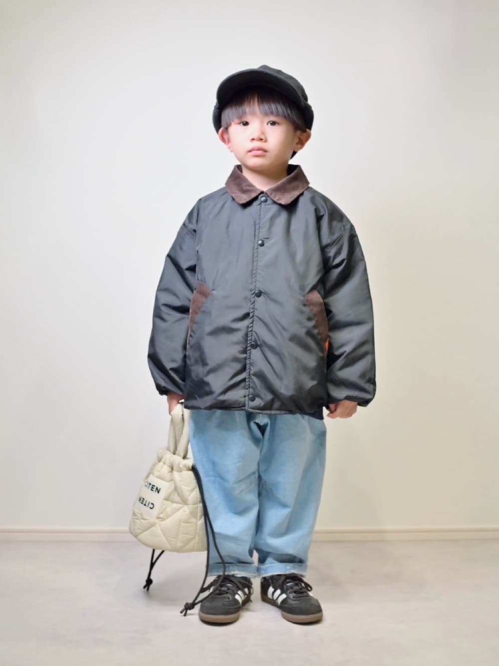 tanshio.さんの「【別注】＜UNIVERSAL OVERALL＞コーデュロイ パファージャケット / キッズ 100cm-130cm（UNIVERSAL OVERALL）」を使ったコーディネートの1枚目の写真