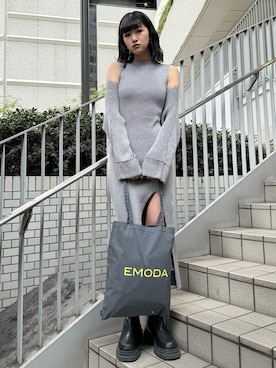 大川まなみさんの（EMODA | エモダ）を使ったコーディネート