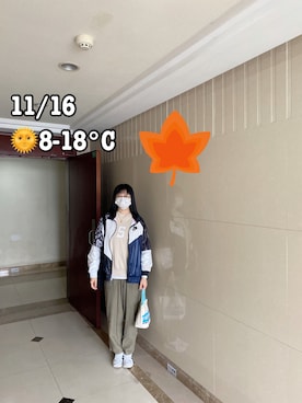 「NIKE(ナイキ)のアイテム(その他アウター)」を使った、ジェーン ちゃんさん(レディース・158cm)の秋コーディネート