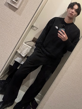 「NIKE(ナイキ)のアイテム(トップス)」を使った、江戸川さん(メンズ・169cm・20代)の秋コーディネート