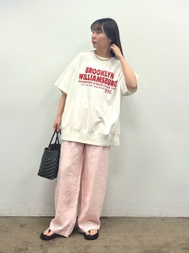 うさみさんの「ロゴプリントTシャツ」を使ったコーディネート