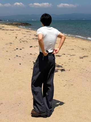 「COS(コス)のスリムフィット リブ編み ヘンリーTシャツ(Tシャツ/カットソー)」を使った、かやさん(メンズ・168cm)の春コーディネート