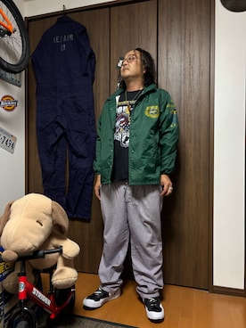 「NIKE(ナイキ)のアイテム(スニーカー)」を使った、aaajiさん(メンズ・174cm・40代)の春コーディネート