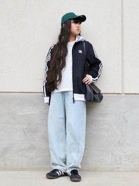 「adidas(アディダス)のアイテム(ジャケット/アウター)」を使った、花音さん(キッズ・149cm)の春コーディネート