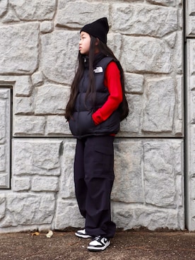 「NIKE(ナイキ)のアイテム(スニーカー)」を使った、花音さん(キッズ・146cm)の冬コーディネート