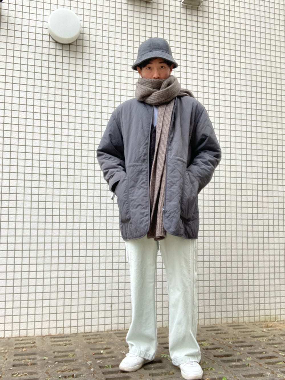 SNIPEさんの「VINTAGE WASHER QUILTING COAT（WYM LIDNM）」を使ったコーディネートの1枚目の写真