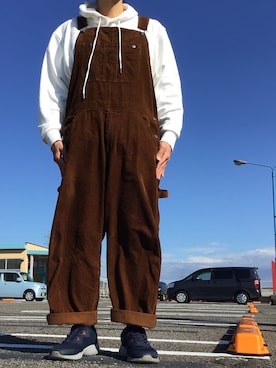 「SPINNS(スピンズ)のアイテム(パーカー)」を使った、ks111さん(メンズ・169cm)の秋コーディネート