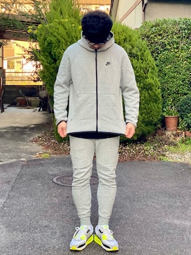 「NIKE(ナイキ)のアイテム(パーカー)」を使った、kei*さん(メンズ・179cm・40代)の冬コーディネート