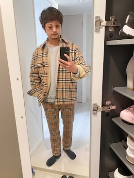 がん にいさんの（BURBERRY | バーバリー）を使ったコーディネート