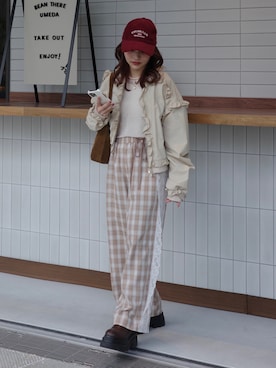 安中亜美さんのコーディネート