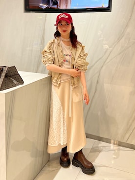 安中亜美さんのコーディネート