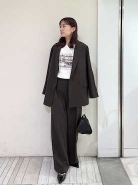 「SENSE OF PLACE by URBAN RESEARCH(センスオブプレイスバイアーバンリサーチ)の『WEB/一部店舗限定』ワイドイージーパンツ(その他パンツ、ブラウン系)」を使った、mayuさん(レディース・164cm)の秋コーディネート