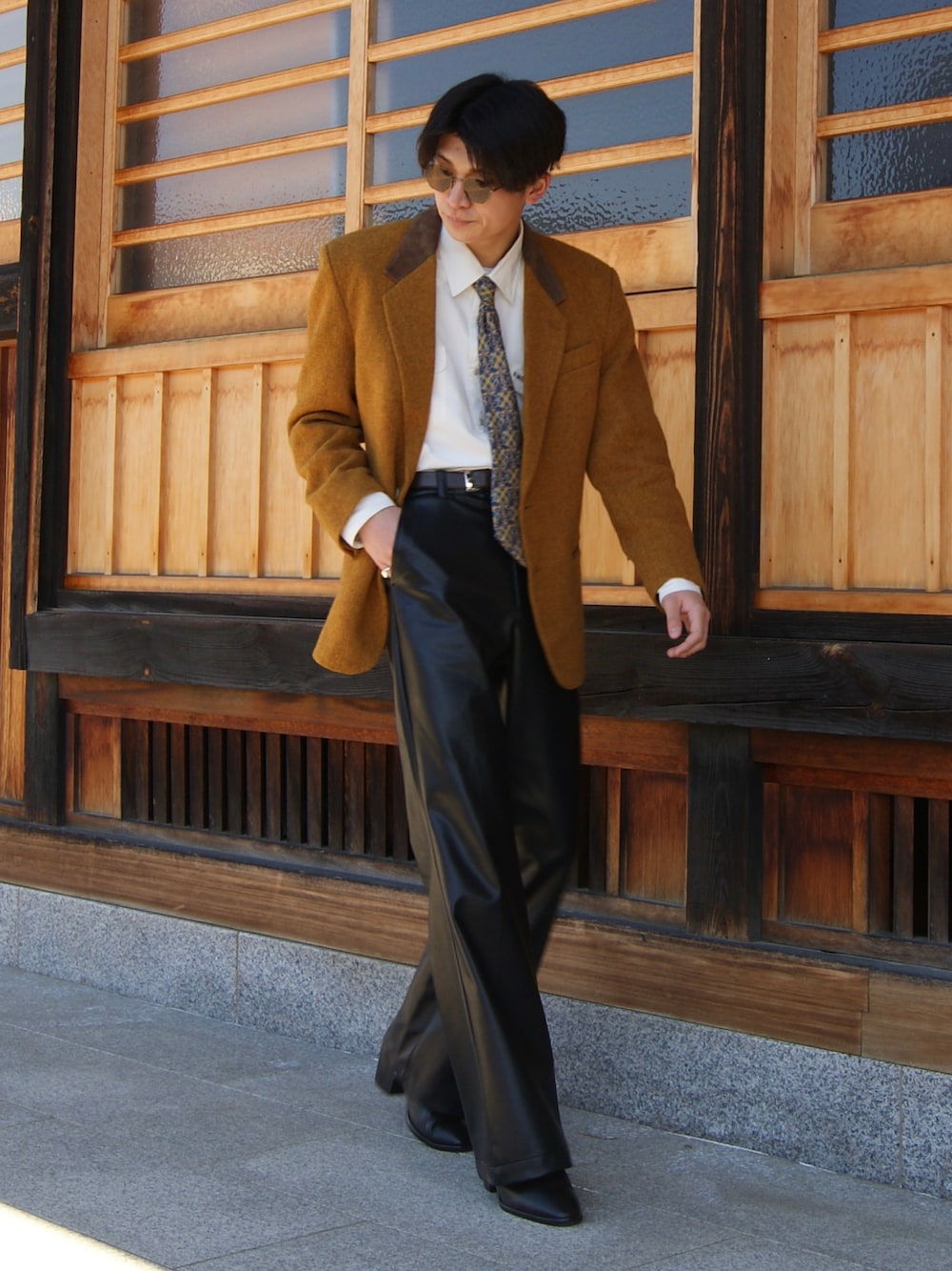 Takeru.さんの「Euro Suede collar tweed jacket（ITALIAN DERBY）」を使ったコーディネートの1枚目の写真