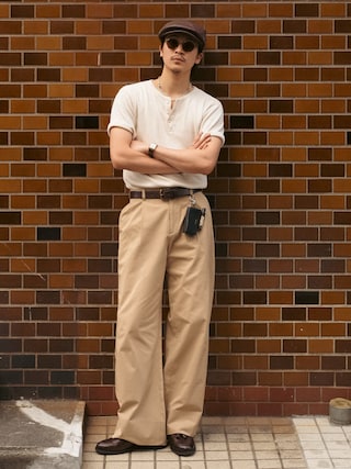 「LURAKU(ルラク)の【LURAKU】One tuck semi flare chino slacks / 1タックセミフレアチノスラックス(チノパンツ)」を使った、Takeru.さん(メンズ・178cm)の春コーディネート