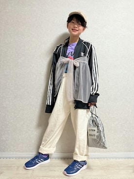 「adidas(アディダス)のアイテム(ジャケット/アウター)」を使った、lenlen_rinrinさん(キッズ・137cm)の春コーディネート