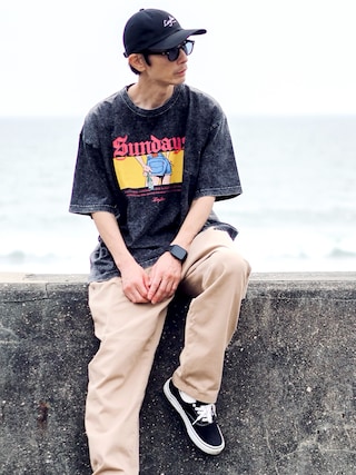 「Leyline(レイライン)の【Leyline】good view sundays tee / ウォッシュ加工 ヴィンテージライク グラフィックT(Tシャツ/カットソー)」を使った、yuumaさん(メンズ・173cm)の春コーディネート