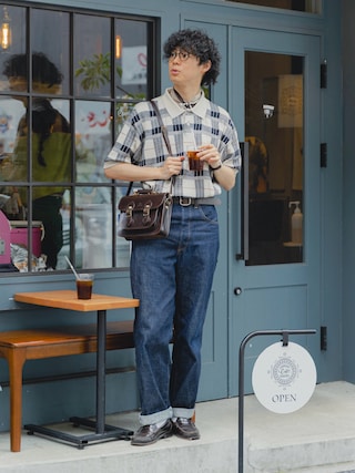 「GLENROYAL(グレンロイヤル)の【GLENROYAL/グレンロイヤル】SATCHEL BAG 9INCH/サッチェルバッグ9インチ(ショルダーバッグ)」を使った、三木 克海さん(メンズ・175cm)の春コーディネート