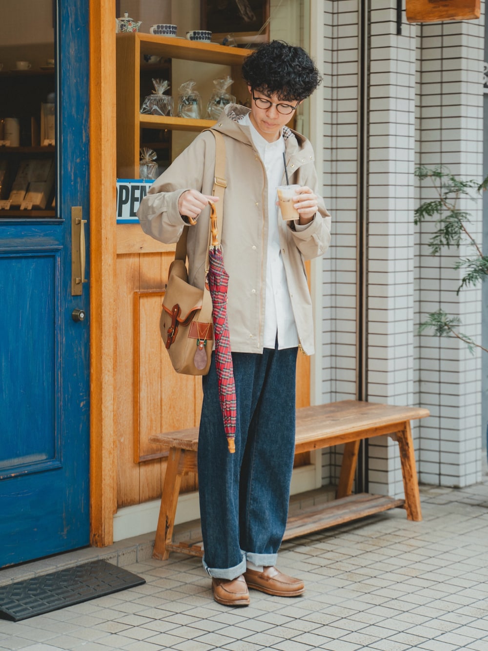 三木 克海さんの「#-52 Memory twill classic mountain parka / サイズ 2（UNFOLK）」を使ったコーディネートの1枚目の写真