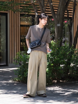 「STUDIOUS(ステュディオス)のアイテム(Tシャツ/カットソー)」を使った、KAIさん(メンズ・183cm)の夏コーディネート