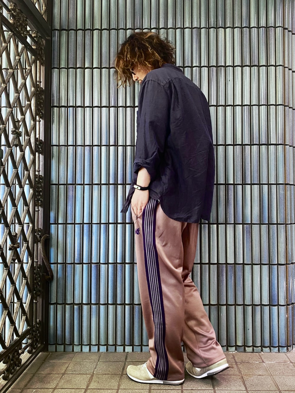 KEITA(ΦωΦ)さんの「Track Pant - Poly Smooth （Needles）」を使ったコーディネートの1枚目の写真