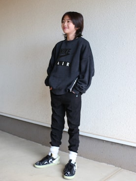 「NIKE(ナイキ)のアイテム(スウェット)」を使った、eeさん(キッズ・148cm)の冬コーディネート