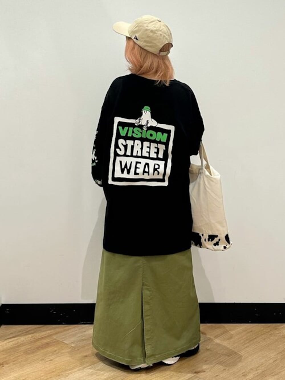 Rightonさんの「【VISION STREET WEAR】【別注】ゴーストプリントロンT（Right-on）」を使ったコーディネートの1枚目の写真