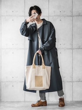 「hobo(ホーボー)のアイテム(バッグ)」を使った、しゅんたろーさん(メンズ・177cm)の春コーディネート