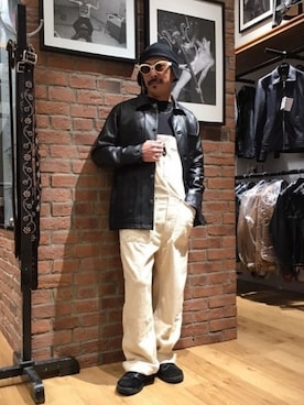 「schott(ショット)のアイテム(ネックレス)」を使った、総料理長(schottのイケオジ)さん(メンズ・170cm)の秋コーディネート