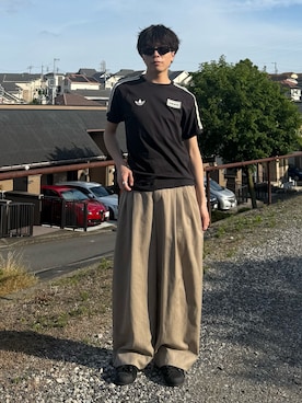 「adidas(アディダス)のアイテム(Tシャツ/カットソー)」を使った、junさん(メンズ・170cm)の春コーディネート