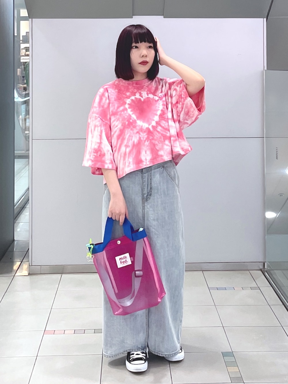 MOMOさんの「DENIM LONG SKIRT（MILKFED.）」を使ったコーディネートの1枚目の写真