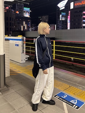 mi-koさんの「Contrast Tape Track Jacket／フレッドペリートラックジャケット」を使ったコーディネート