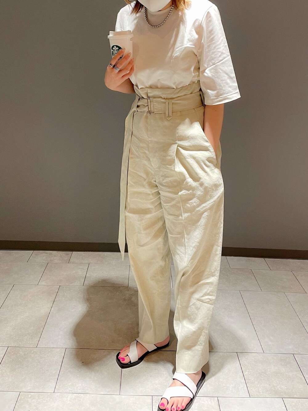 tomo dygnさんの（ZARA）を使ったコーディネートの1枚目の写真