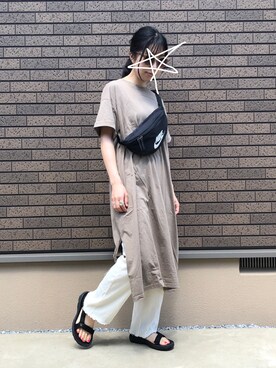 「NIKE(ナイキ)のアイテム(ボディバッグ/ウエストポーチ)」を使った、kcoさん(レディース・158cm・30代)の夏コーディネート