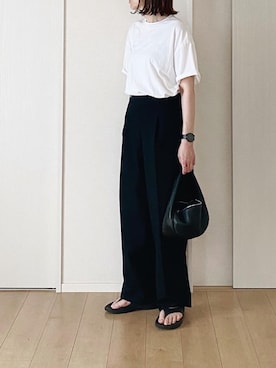 「OOFOS(ウーフォス)のアイテム」を使った、himarisoさん(レディース・164cm)の秋コーディネート