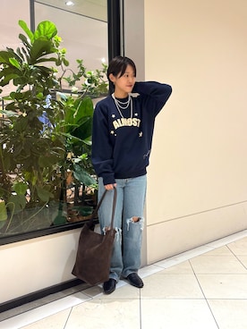 「Levi's(リーバイス)のLevi’s Exclusive RIBCAGE STRAIGHT ANKLE(デニムパンツ、ブルー系)」を使った、オナカさん(レディース・153cm)の秋コーディネート