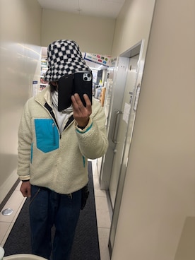 「SPINNS(スピンズ)のアイテム(ジャケット/アウター)」を使った、ともキングさん(メンズ・176cm)の春コーディネート