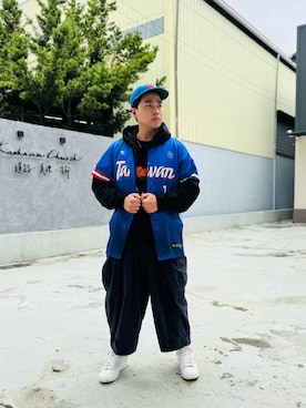 「NIKE(ナイキ)のアイテム(スニーカー)」を使った、Ú-Sêng Tânさん(メンズ・167cm・30代)の春コーディネート