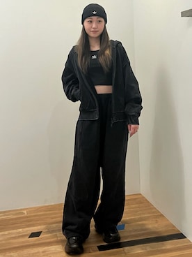 「adidas(アディダス)のアイテム(ニットキャップ/ビーニー)」を使った、YRさん(レディース・153cm)の春コーディネート