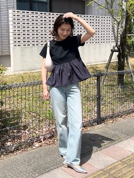 𝚊𝚔𝚘さんの「切り替え 配色 ペプラム Tシャツ（W:Huku | フーク）」を使ったコーディネート
