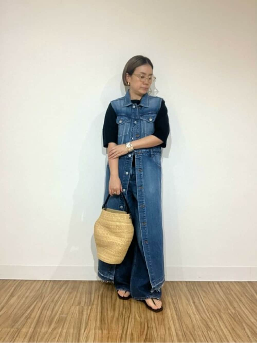 WhimGazette_officialさんの「DENIMワンピース（Whim Gazette）」を使ったコーディネートの1枚目の写真