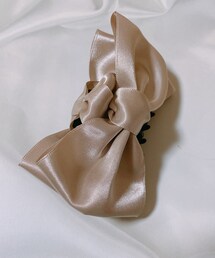 グレージュのリボンワニクリップ | バレッタ/ヘアクリップ