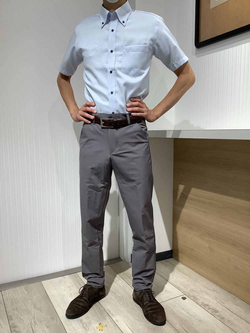 TOKYO SHIRTS OUTLET 福岡マリノアシティ店さんの「4Dストレッチフィット ワークパンツ（TOKYO SHIRTS）」を使ったコーディネートの3枚目の写真