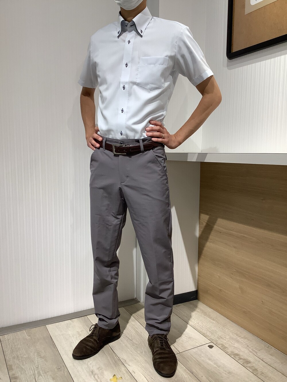 TOKYO SHIRTS OUTLET 福岡マリノアシティ店さんの「4Dストレッチフィット ワークパンツ（TOKYO SHIRTS）」を使ったコーディネートの3枚目の写真