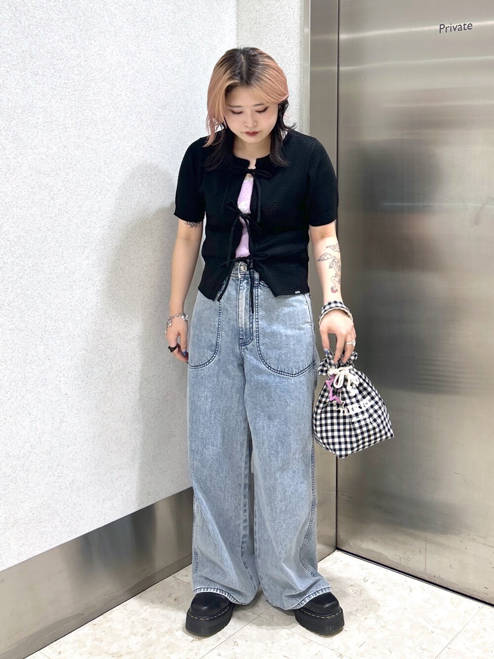 もみじさんの「BIG POCKETS PANTS（MILKFED.）」を使ったコーディネートの3枚目の写真