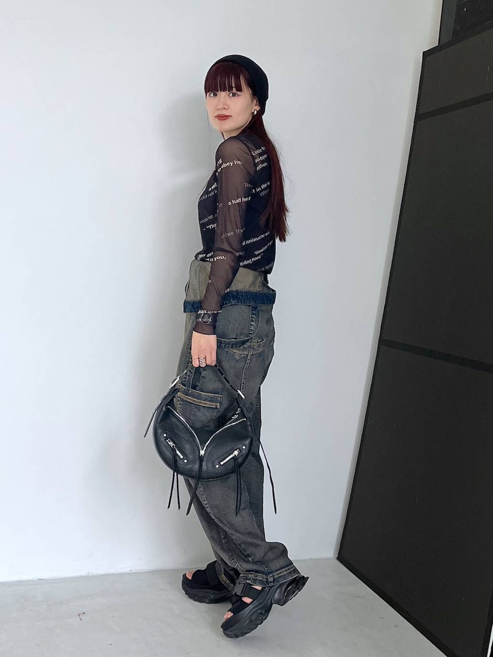 AKANE（jeanasis）さんの「オーバルバックルベルト/103527（JEANASIS）」を使ったコーディネートの6枚目の写真