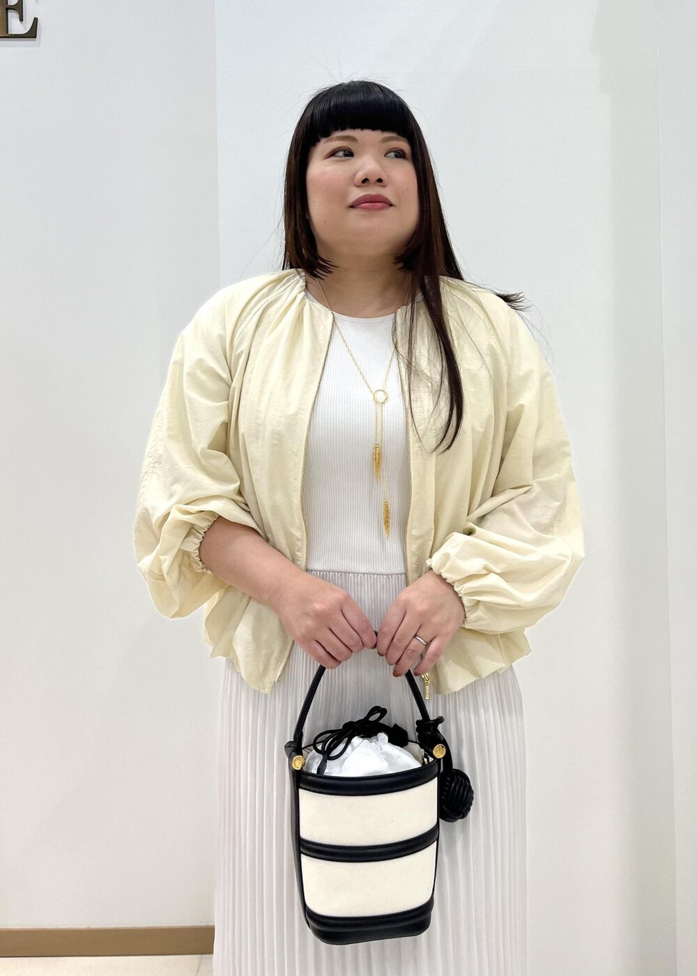 Asaさんの「Anna Canvas Bag （アンナ キャンバス バッグ）【ポーチ付き】（ROPE'）」を使ったコーディネートの5枚目の写真