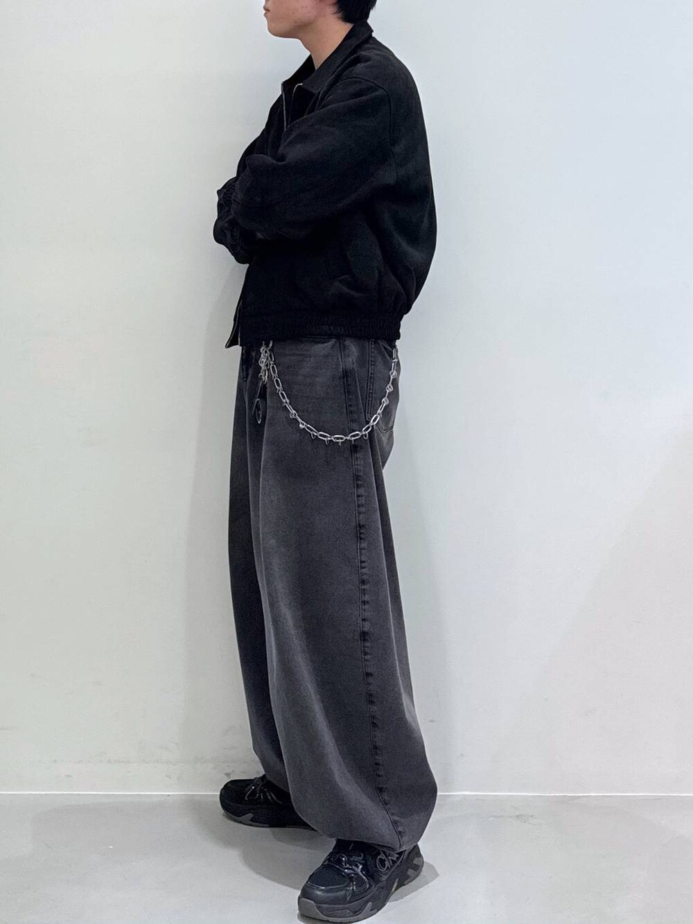 Rikutoさんの「【UNISEX】NOT4NERD／バルーンデニム  2109385（NOT4NERD）」を使ったコーディネートの5枚目の写真