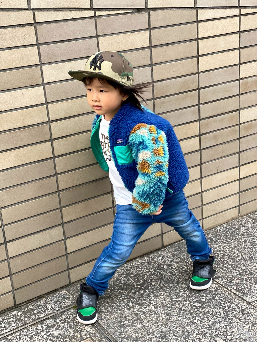 Rin&Rayさんの（NEW ERA）を使ったコーディネートの3枚目の写真